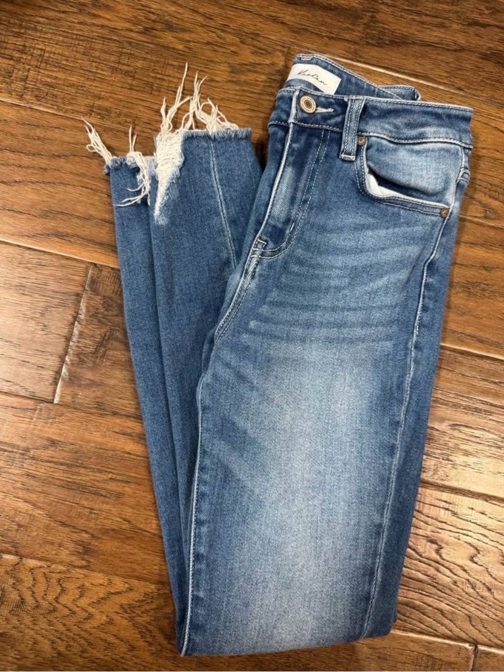 KanCan Light Blue Distressed Ankle Jeans